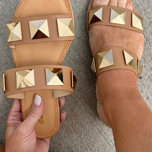 AshleyOversizedStudSandals4x6