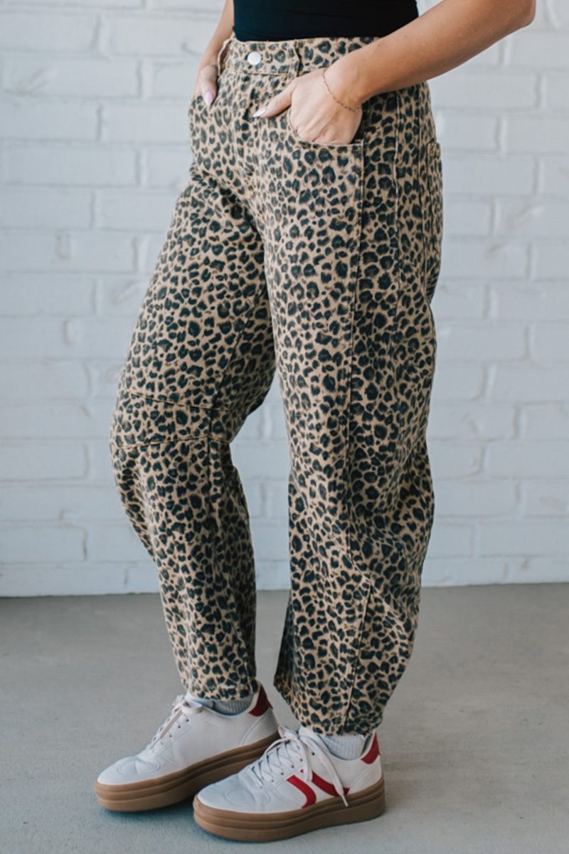 LeopardBarrelDenimJeans 4