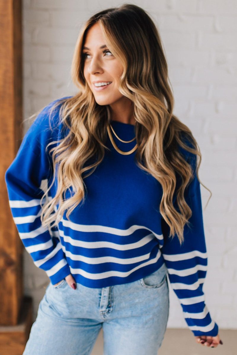 StripedDippedCropSweaterLightNavy 1